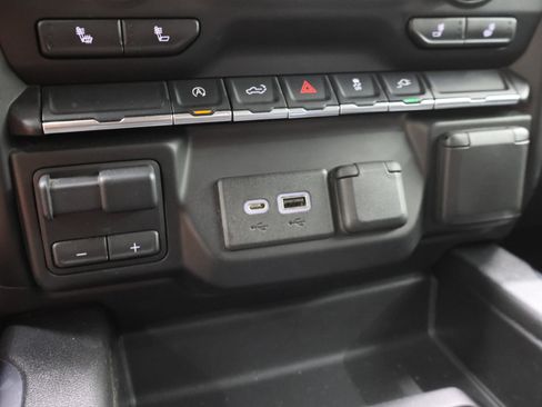Used 2022 Chevrolet Silverado 1500 RST w/ Redline Edition AWD/4WD image 47