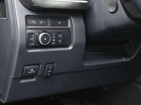 Used 2024 Ford F250 Lariat w/ Sport Appearance Package image 22