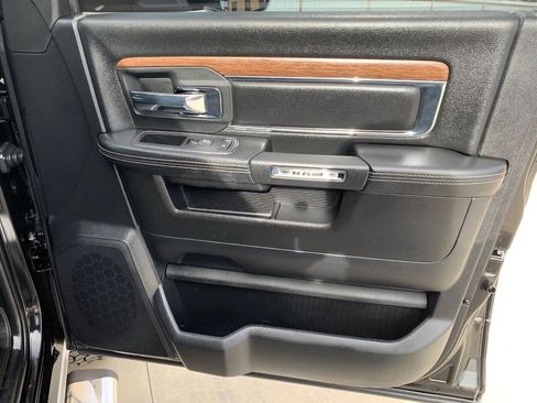 Used 2018 RAM 3500 Laramie w/ Convenience Group image 12