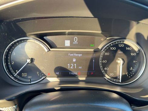 Used 2019 Cadillac XT4 Sport w/ Cold Weather Package FWD image 19