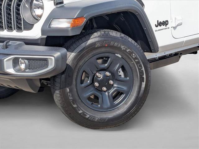 New 2026 Jeep Gladiator Sport AWD/4WD image 16