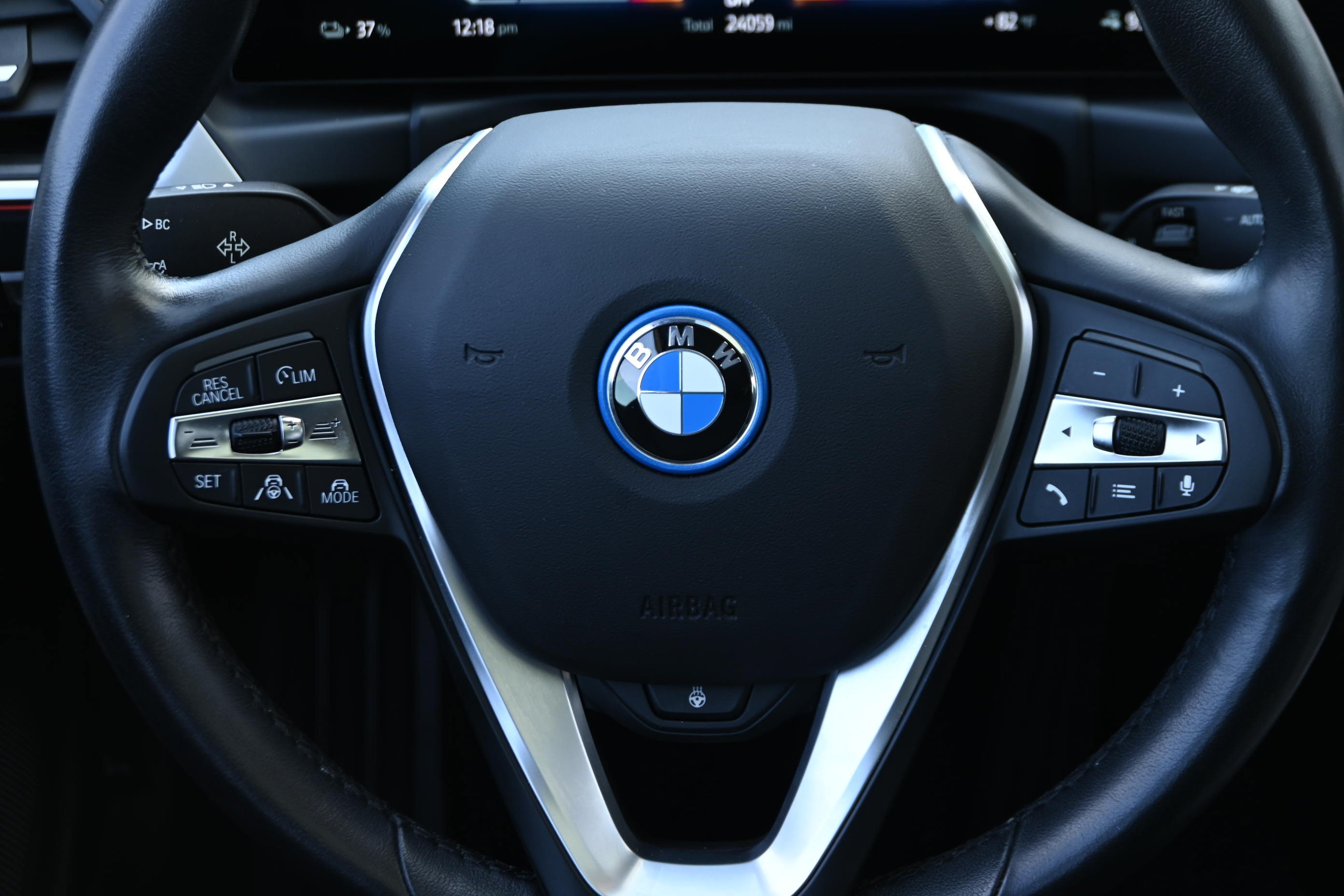 Certified 2023 BMW i4 eDrive40 RWD image 33