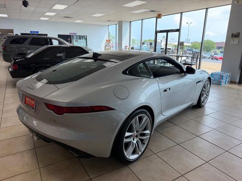 Used 2015 Jaguar F-TYPE S RWD image 3