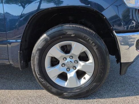 Certified 2022 RAM 1500 Big Horn AWD/4WD image 12
