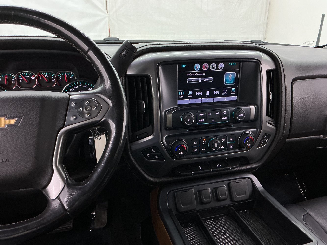 Used 2016 Chevrolet Silverado 1500 LTZ AWD/4WD image 35
