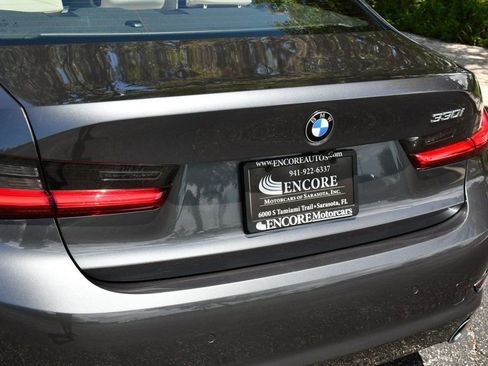 Used 2020 BMW 330i Sedan w/ Premium Package image 10