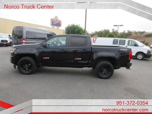 Used 2016 Chevrolet Colorado Z71 w/ Z71 Midnight Edition RWD image 4