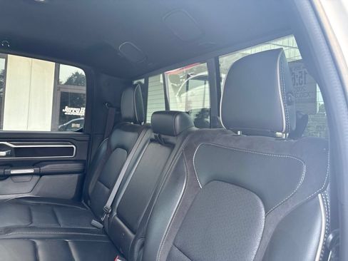 Used 2023 RAM 1500 Laramie AWD/4WD image 6