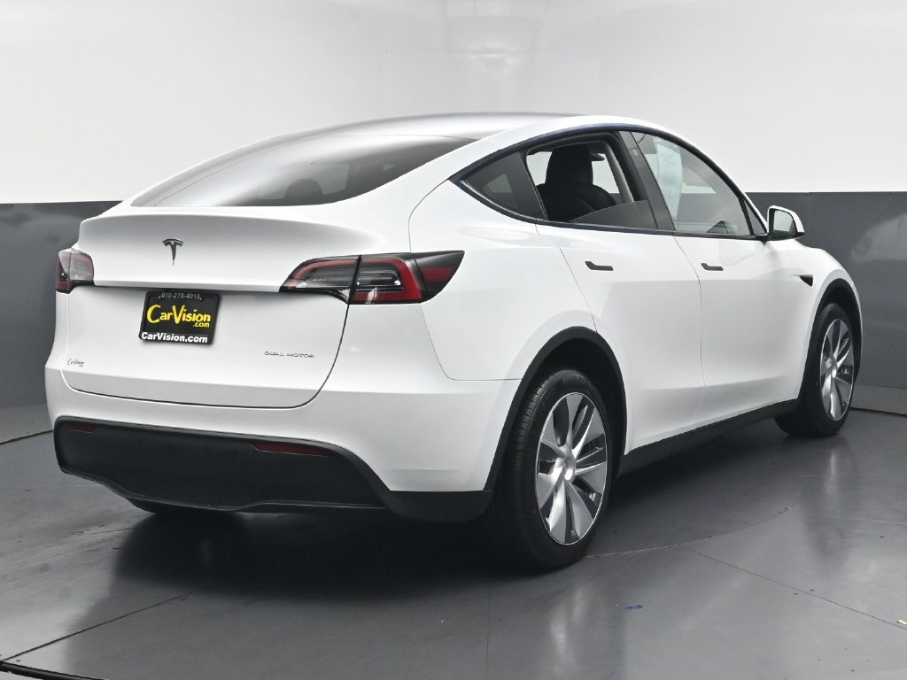 Used 2023 Tesla Model Y Long Range AWD/4WD image 46