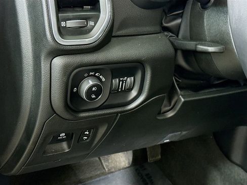 Used 2023 RAM 1500 Laramie AWD/4WD image 21