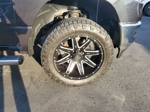 Used 2019 RAM 1500 Big Horn image 5