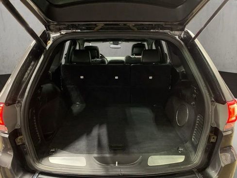 Used 2021 Jeep Grand Cherokee Overland image 31