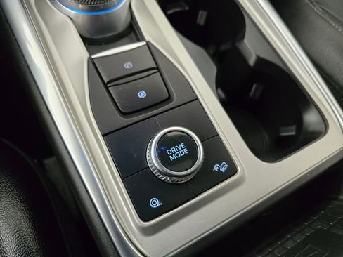 Used 2023 Ford Explorer Limited image 36