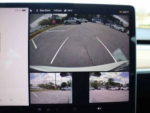 Used 2023 Tesla Model 3 Standard Range image 24