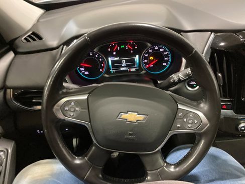 Used 2018 Chevrolet Traverse LT image 26