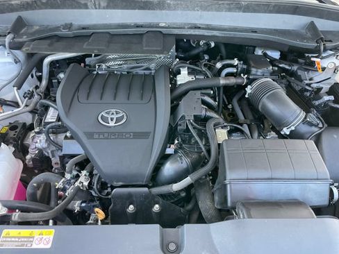 Used 2024 Toyota Grand Highlander AWD Hybrid image 25