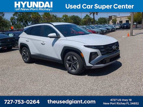 New 2026 Hyundai Tucson SEL image 9