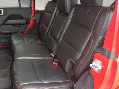 Used 2021 Jeep Wrangler Unlimited Rubicon w/ Xtreme Recon 35" Tire Package image 46