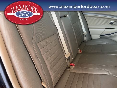 Used 2016 Ford Taurus SE image 17