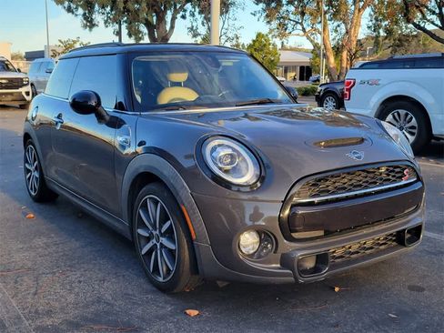 Used 2019 MINI Cooper S image 10