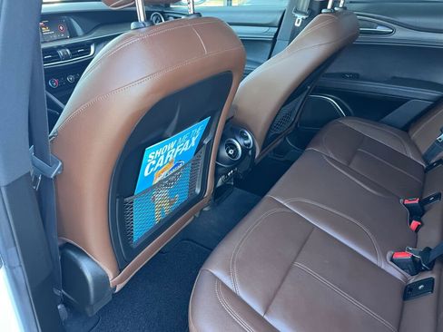 Used 2022 Alfa Romeo Stelvio Ti image 21