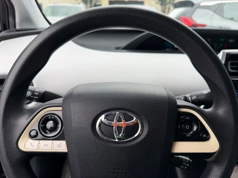 Used 2016 Toyota Prius Two FWD image 25