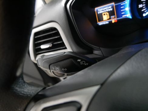 Used 2018 Ford Fusion SE FWD image 31
