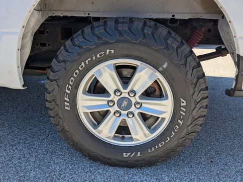 Used 2015 Ford F150 XLT w/ Trailer Tow Package RWD image 17