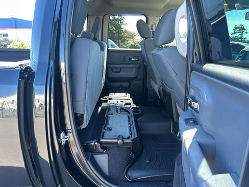 Used 2018 RAM 1500 Big Horn AWD/4WD image 34