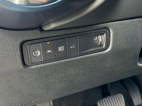 New 2026 Chevrolet Equinox EV LT image 27