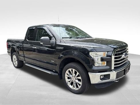 Used 2015 Ford F150 XLT w/ Equipment Group 302A Luxury AWD/4WD image 8
