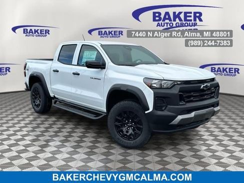 New 2026 Chevrolet Colorado Trail Boss AWD/4WD image 1