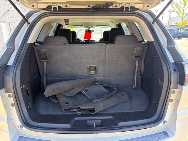 Used 2017 Chevrolet Traverse LT FWD image 10