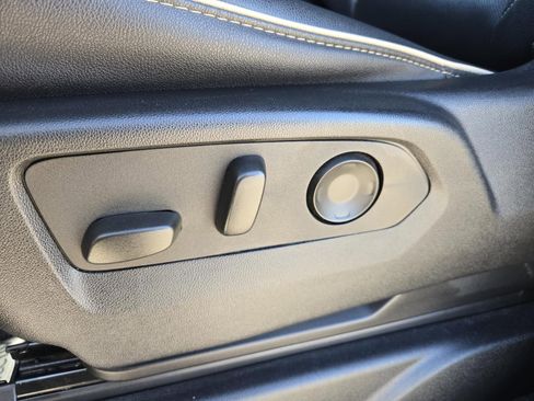 Used 2024 Chevrolet Tahoe Premier image 27