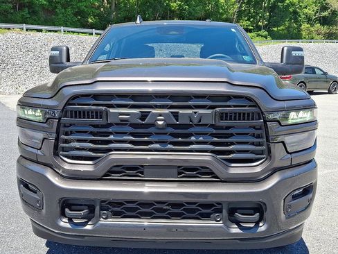 Used 2025 RAM 2500 Big Horn RWD image 5