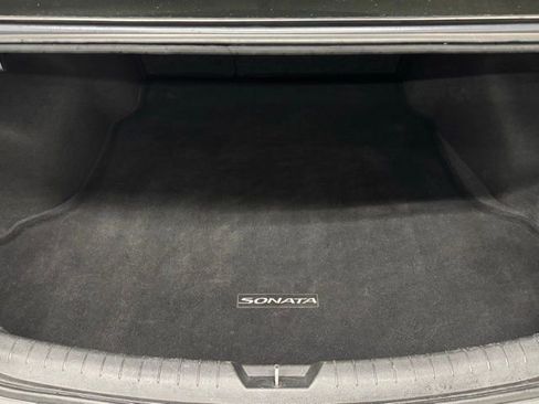 Used 2018 Hyundai Sonata Limited image 35