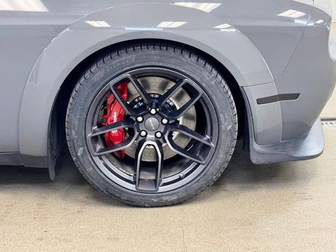 Used 2019 Dodge Challenger R/T Scat Pack image 4