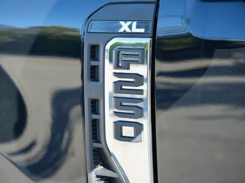 Used 2024 Ford F250 XL w/ 360-Degree Camera Package image 25