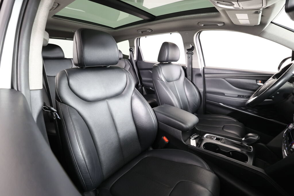 Used 2020 Hyundai Santa Fe SEL AWD/4WD image 25