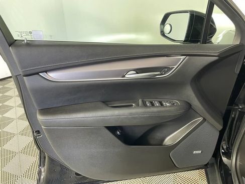 Used 2021 Cadillac XT5 Luxury AWD/4WD image 17