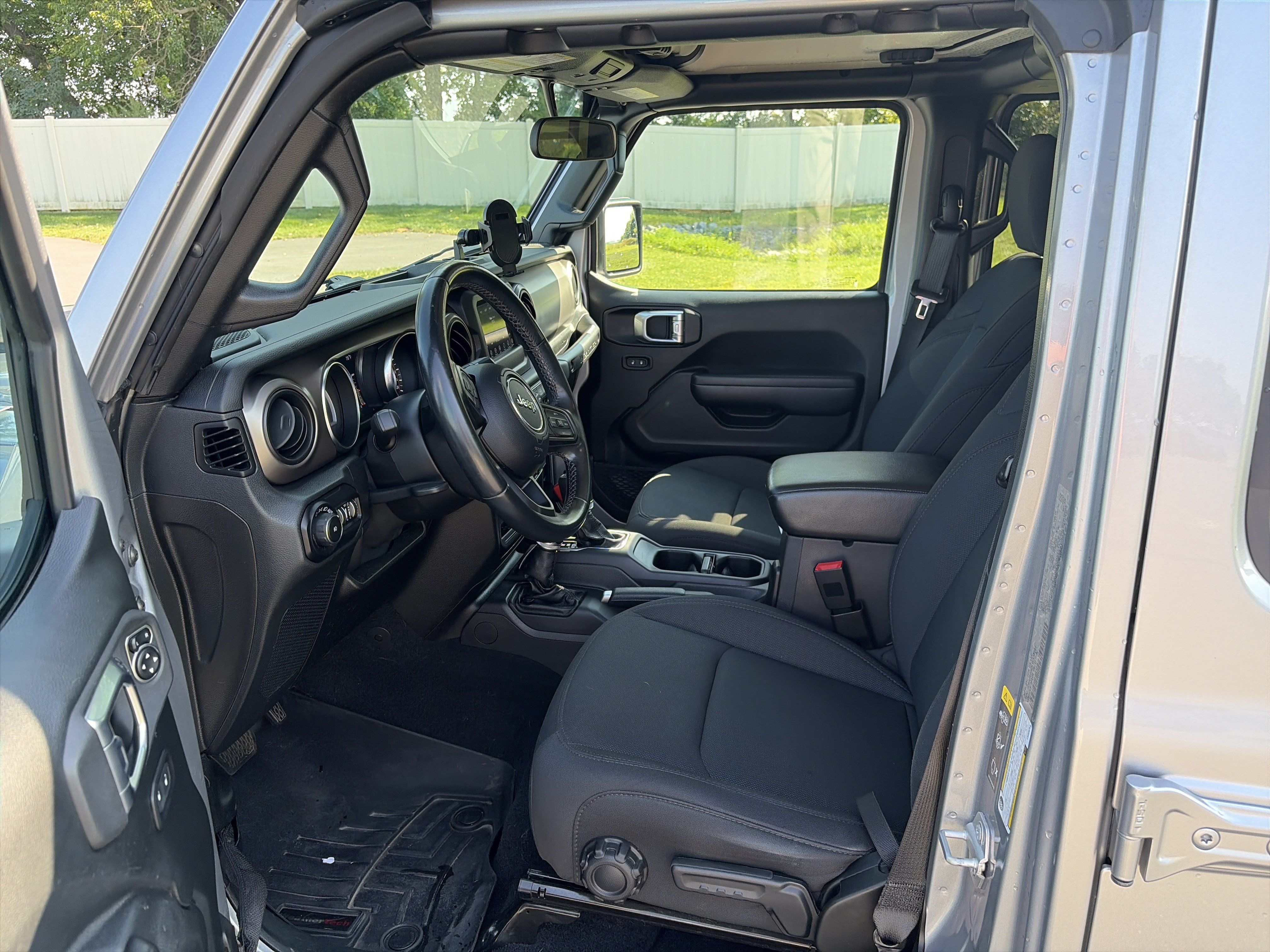 Used 2020 Jeep Wrangler Unlimited Sport S AWD/4WD image 17