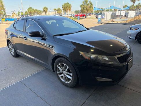 Used 2013 Kia Optima LX FWD image 1