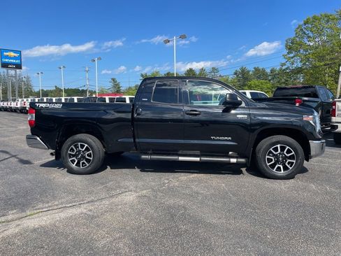 Used 2021 Toyota Tundra SR5 w/ TRD Off-Road Package AWD/4WD image 9