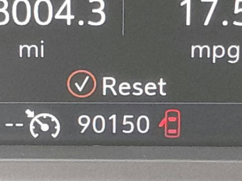 Used 2021 Chevrolet Tahoe RST w/ Luxury Package image 24