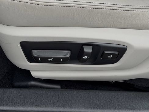 Used 2013 Lexus GS 350 w/ Premium Pkg RWD image 18