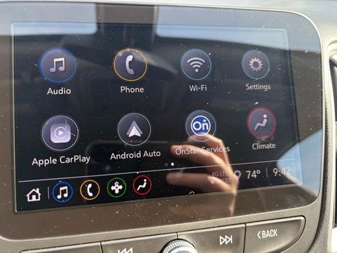 Used 2022 Chevrolet Malibu LT FWD image 5