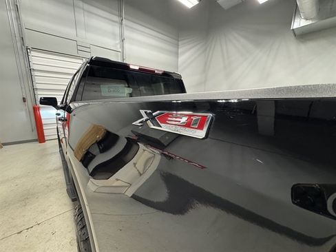 Used 2024 GMC Sierra 1500 Elevation w/ LPO, Elevation Black Package AWD/4WD image 18