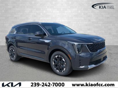 New 2025 Kia Sorento S w/ Panoramic Sunroof Package