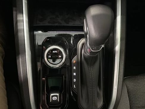 Used 2023 Chevrolet Colorado LT AWD/4WD image 18