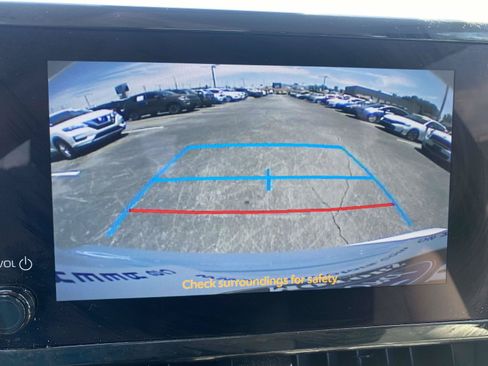 Used 2024 Toyota Corolla LE FWD image 25